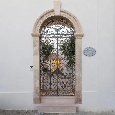 Dimora Bianca Aurora Holiday home *